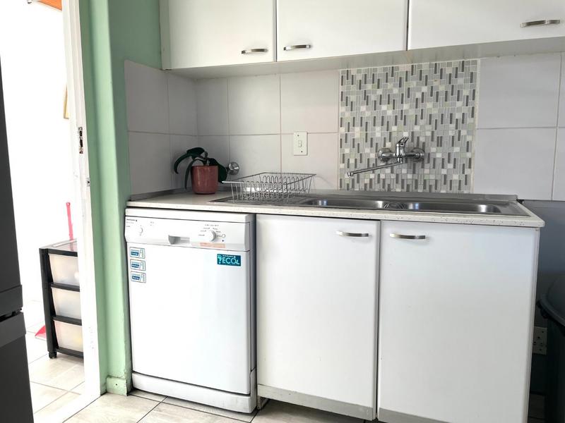 To Let 2 Bedroom Property for Rent in Costa Da Gama Western Cape